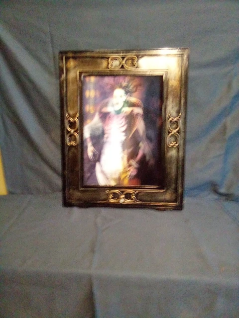 Gemmy Halloween 15" x 12" Haunted Talking Portrait Rare