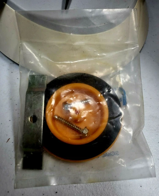 Pelco SE-3054 Traffic Light Signal Closure Kit