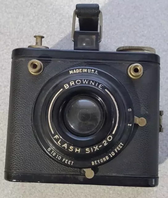 Vintage Kodak Six-20 Brownie Flash Kodak 620 Film Box Camera