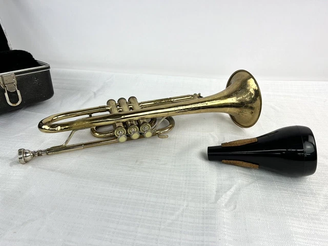 Vintage Trumpet Bundy Designed by Vincent Bach Selmer Inc. USA - For Repair