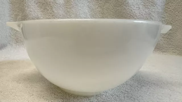 Pyrex OPAL milkglass 7” Cinderella Mixing Bowl 441 White VTG  1.5 pint EUC