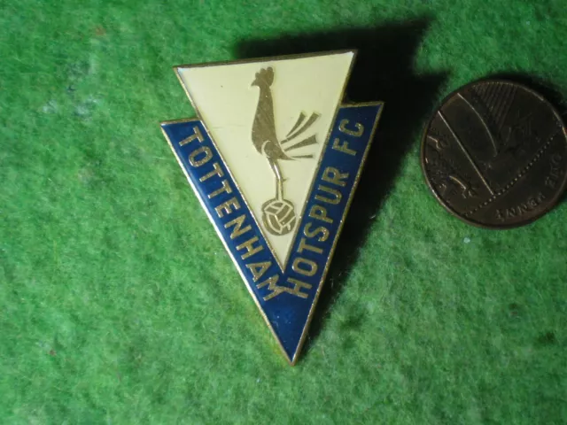 ** Tottenham Hotspur F.C. / Rare Badge **