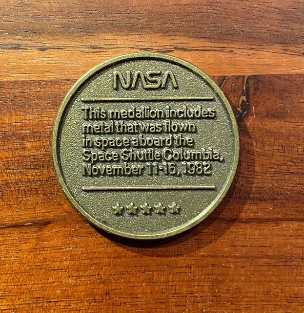 Nasa 25Th Anniversary Medallion, Contains Metal Flown In The Shuttle Columbia 2
