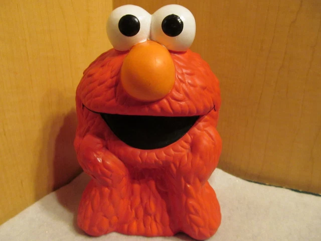 Sesame Street Workshop 2015 Elmo Ceramic Coin/Piggy Bank with Stopper Perfect