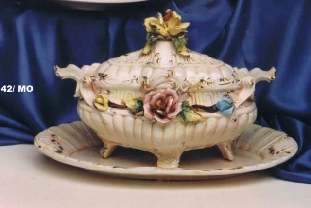 Capodimonte soup tureen with plate with 24k gold