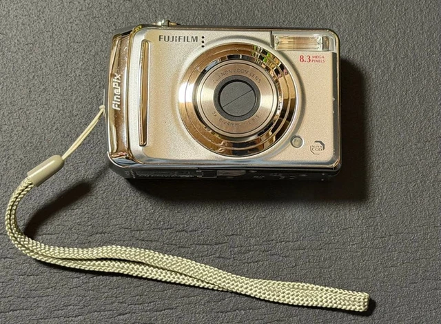 FUJIFILM FINEPIX A800 8.3 MP Digital Camera from Japan $139.86