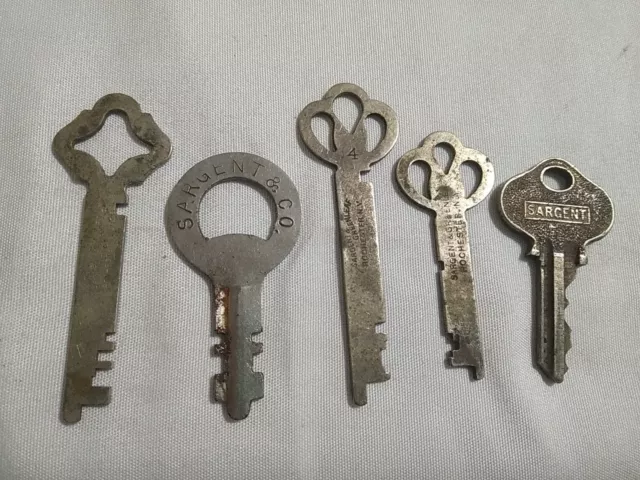 RARE Lot (5) VTG ANTIQUE Skeleton & Flat Keys Steel/ Sargent ROCHESTER N.Y