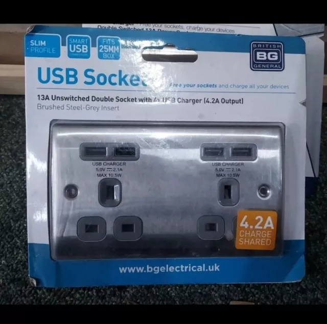 BG NBS24U44G Nexus Metall gebürsteter Stahl 2Gang 13A 4x USB-A 4,2A unveränderte Buchse