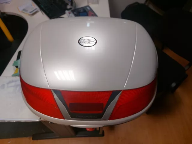 Bauletto moto e scooter KAPPA ZIPPY 46 discrete condizioni