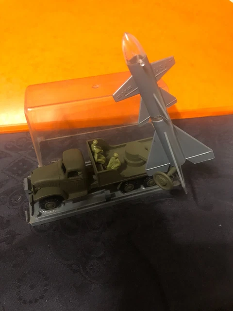 FRANCE JOUET, FJ, GMC LANCE FUSÉE MILITAIRE