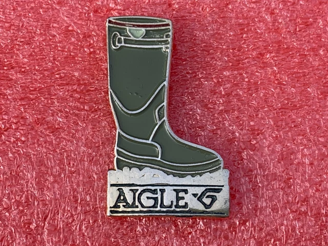 Pin's Vintage Fédération Des Chasseurs 44 - Thème Vénerie Et Chasse - Occasion