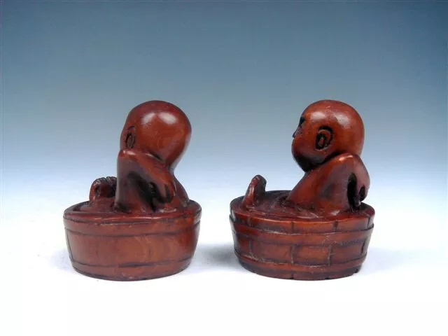 2 Japanese Solid Boxwood Hand Carved Netsuke Boy Bathing In Tub 3