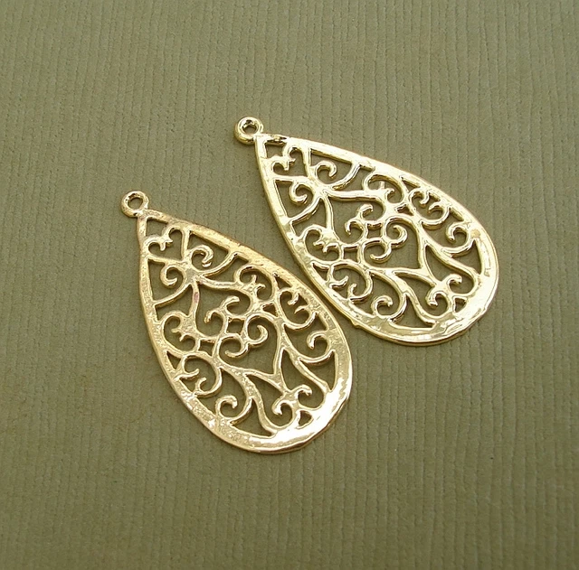 2pcs- 14K  Gold Plated Oriental Pendant Earrings Jewelry Supply.