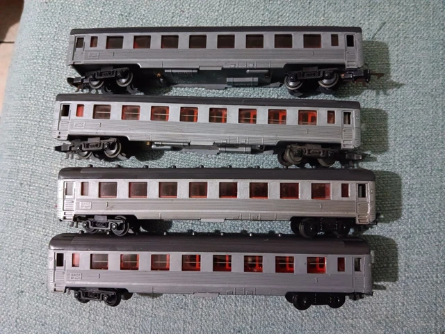 Wagon Voyageurs SNCF 1ère Classe HO Jouef 5294 - échelle 1/87, Occasion, Bogies, France
