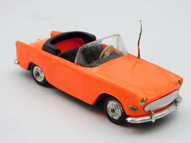 Norev Plastique 1/43 - Simca Oceane Rouge N°19