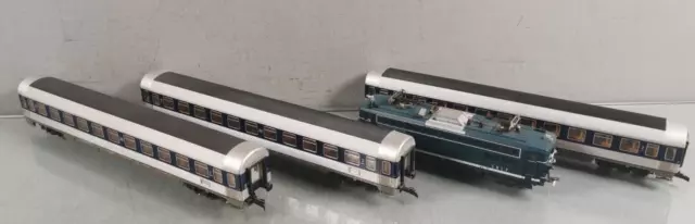 Lot 4 TRAINS 3 Wagons Roco 1 LOCOMOTIVE SNCF JOUEF Echelle HO Modelisme  E6