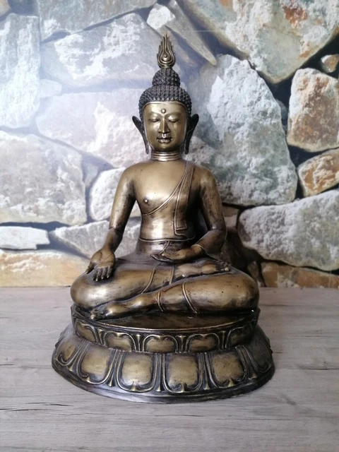 Buddha Tempelbuddha Bronzefigur feuervergoldet aus Nepal, 1930/1940, groß 68cm