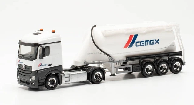 MB Actros StreamSpace + semi-remorque citerne Gofa chromée Kläsener
