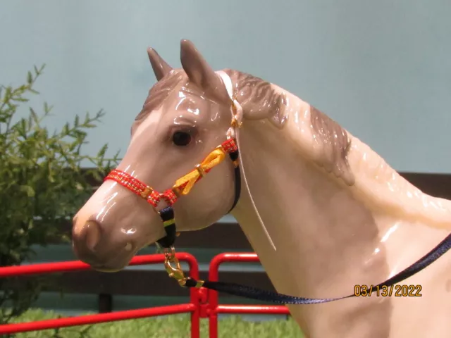 Jaapi HALTER w/lead - fit Breyer model horses - honor the U.S. Marines!