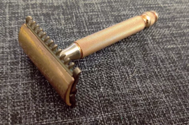 Vintage 1930's Gillette Gold Tone Ball End Open Double Comb Razor
