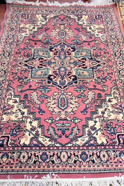 Alfombra Rosa Blanco Verde Negro 150x220 CM