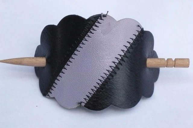 ISLAND PIERCINGS Holz-Haarspange Mit Keltischem Design - Handgefertigtes Unikat 10cm