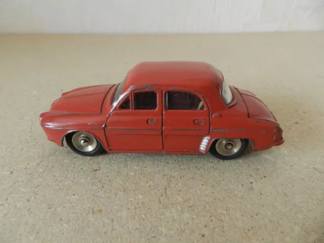 Dinky Toys Renault Dauphine