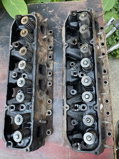 OEM 1977 big block mopar 452 cylinder heads Chrysler Dodge Plymouth 440 4006452 OEM 1977 big block mopar 452 cylinder heads Chrysler Dodge Plymouth 440 4006452