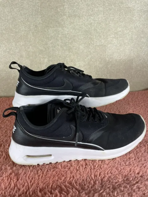 Nike Air Max Thea Ultra Womens Size 7.5 Black White Running Shoes 844926-001