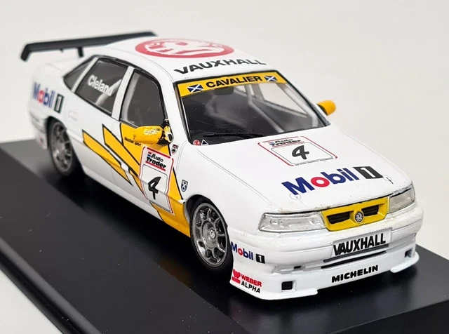 Miniature Renault Laguna BTCC 1996 - Échelle 1/43 - Alain Menu - Vitesse