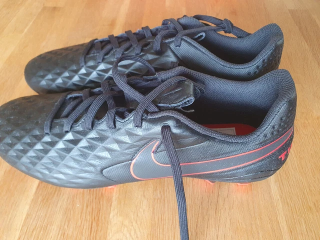 Fußballschuhe Größe 42,5 - Nike Tiempo Legend 8 Academy FG/MG