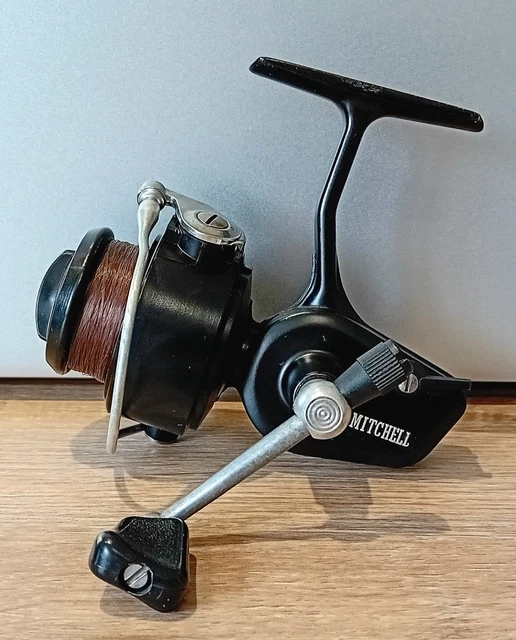 VIS BRAS PICK Up Moulinet Mitchell 308A 309A Bail Wire Mount Reel Part 82899 EUR 2,50 - FR