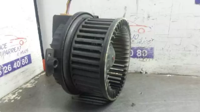 RADIATEUR MOTEUR Audi A4 AVANT 2.5 V6 24V TDI (163 CV) 2004 8E1820021E