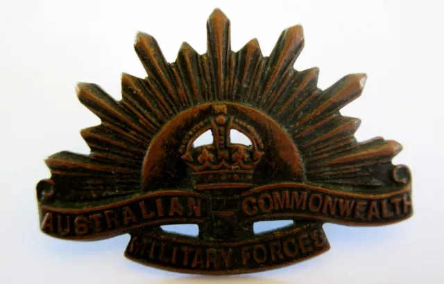 Antique  WW2 Military AIF Australia Rising Sun  Shoulder  Badge