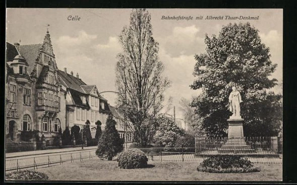 AK Celle, Bahnhofstraße mit Albrecht Thaer-Denkmal 1917