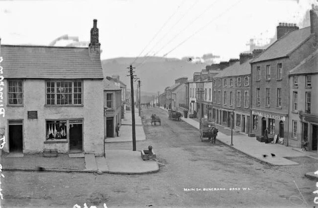 Unidentified = Clifden, Co. Galway! As Niall McAuley des