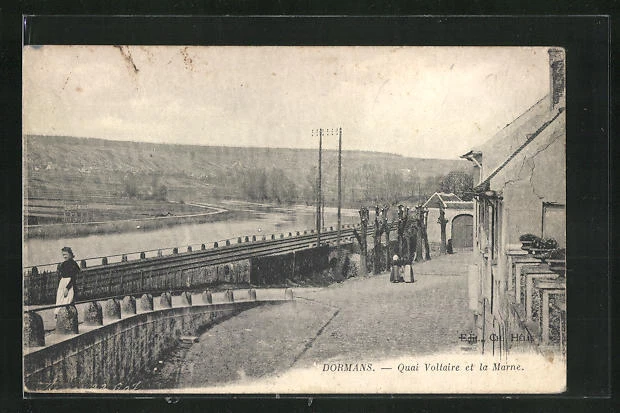 CPA Dormans, Quai Voltaire and the Marne