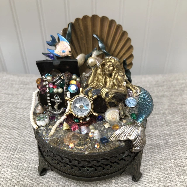 SWEET ROMANCE TRINKET Box Hinged Vanity Table Shelley Cooper