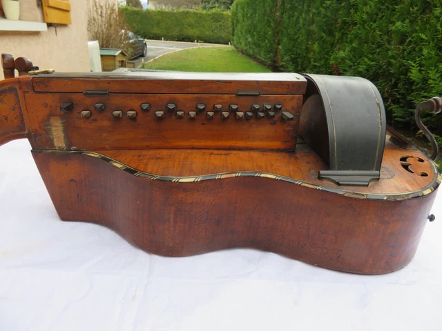 Vielle à roue très ancienne , old Hurdy gurdy , à restaurer. 3
