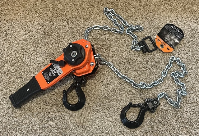 Columbus McKinnon CM Series 653 Lever  Hoist, 5Ft Lift, 3/4 Ton Capacity - New
