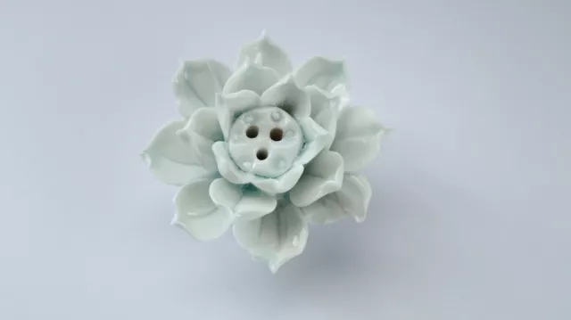 White Lotus Ceramic x3 Hole Incense Stick Holder/Burner, Home Decor