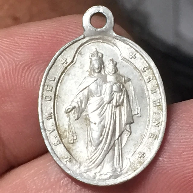 Ciondolo Medaglia Religiosa Madonna Con Zirconi Ghiacciati &ndash; Acciaio Inossidabile Oro &ndash; MaxBling81