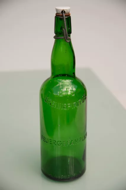 Alte Glasflasche BFB Brennspiritus Feuergefährlich 60er Jahre Bügelflasche