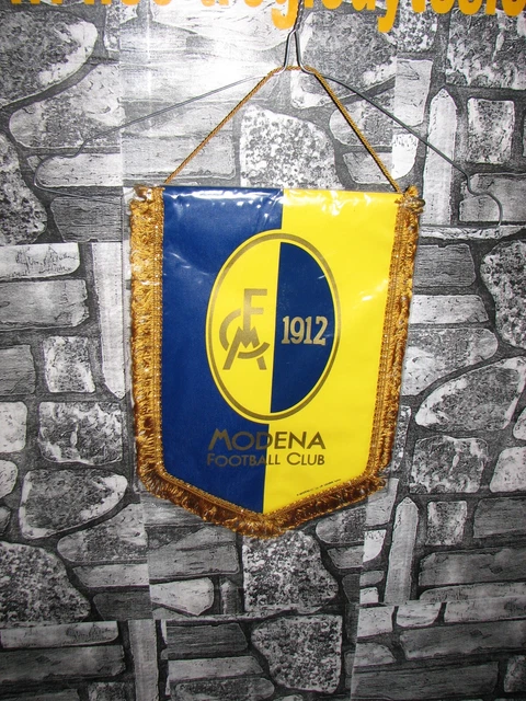 FANION PENNANT WIMPEL FOOTBALL CALCIO MODENA FC (Italie / Italia