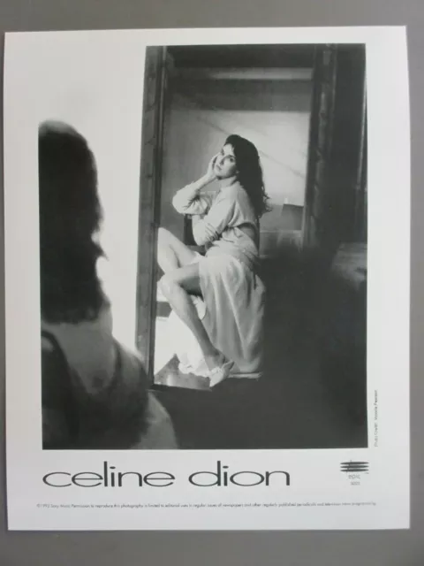 Celine Dion black & white 8 X 10 glossy promo photo 1992 Beautiful  !