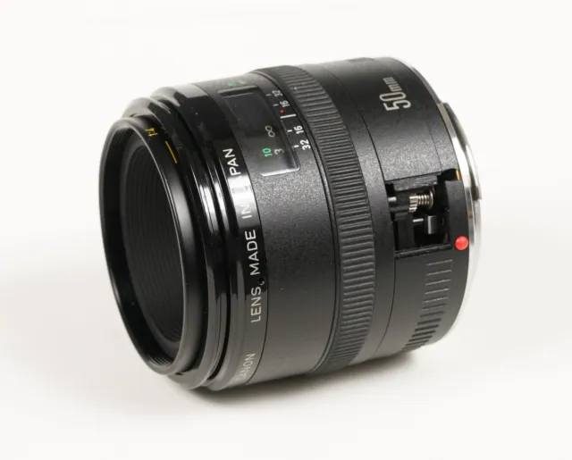 ** PLEASE READ ** Canon EF 50mm f/2.5 Compact Macro Lens