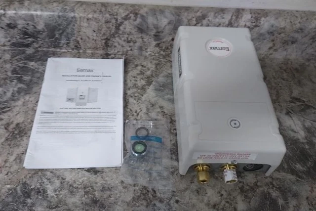 Eemax SPEX4277 277V 30 to 150 PSI Electric Tankless Water Heater (C)
