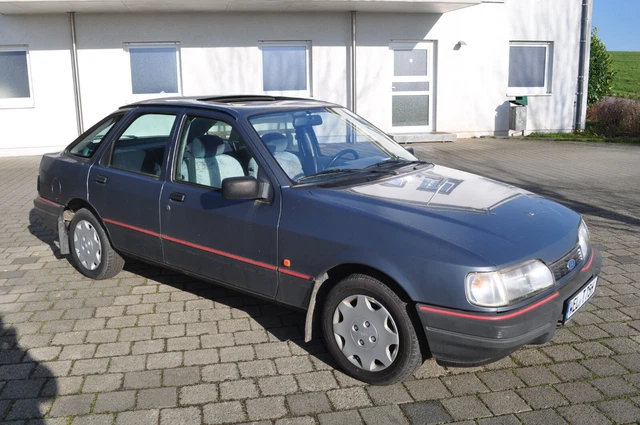 Ford Sierra CLX 1.6, 2. Hand, Oldtimer, H-Kennzeichen, fahrbereit, an Bastler