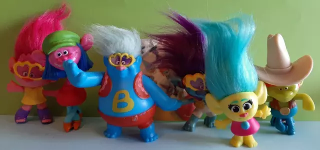 MC Donald's Happy Meal Trolls 2020 6 pezzi + 1 cartina - HM08