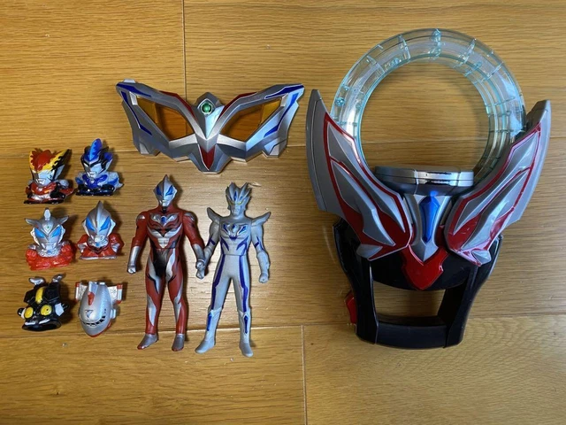Ultraman Dx Orb Ring Ultra Zero Eye Soft Vinyl Finger Figure